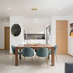 Luxury New 2 Bedroom Built 2022 * ラゴス