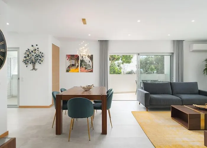 Luxury New 2 Bedroom Built 2022 아파트 *