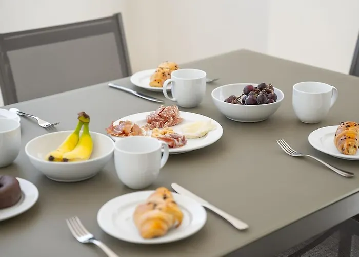 Luxury New 2 Bedroom Built 2022 라고스