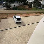 Luxury New 2 Bedroom Built 2022 דירה לאגוּ‏ש