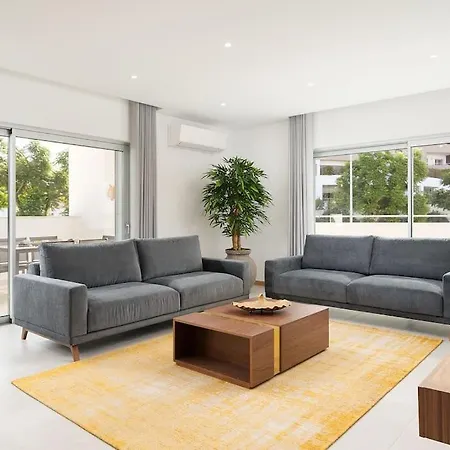 Luxury New 2 Bedroom Built 2022 Apartment