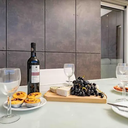 Luxury New 2 Bedroom Built 2022 Apartamento Lagos