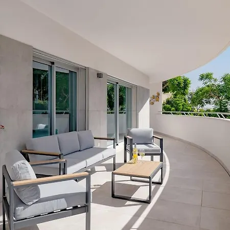 Luxury New 2 Bedroom Built 2022 Apartamento