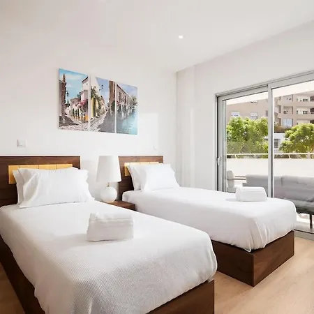 Luxury New 2 Bedroom Built 2022 Apartment